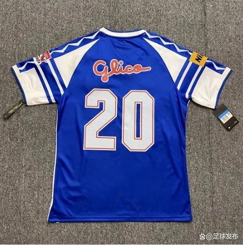 上海男篮“复刻”95申花