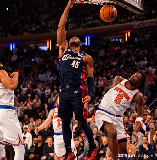 关键2+1杀死比赛！米切尔23中9拿下27分7板3助1断末节12分