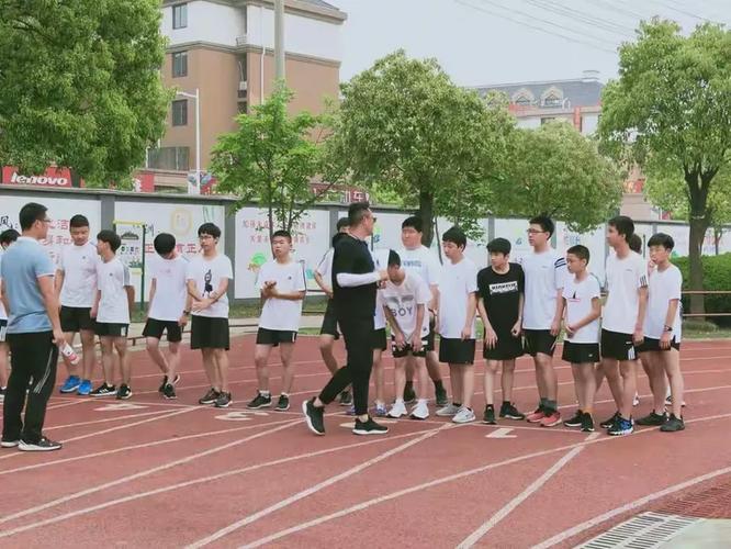 上海队记：每个人都在为赢球默默牺牲人人都可做红花也甘做绿叶