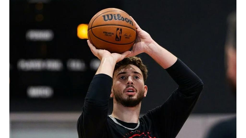 打疯了！申京36+14+7+3+3+5三分追平生涯纪录他才是火箭头牌