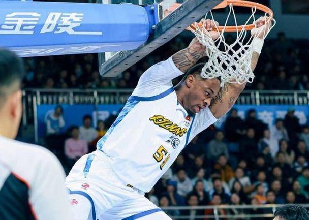 这就花了江苏首节930落后广厦21分后者节末直接全华班