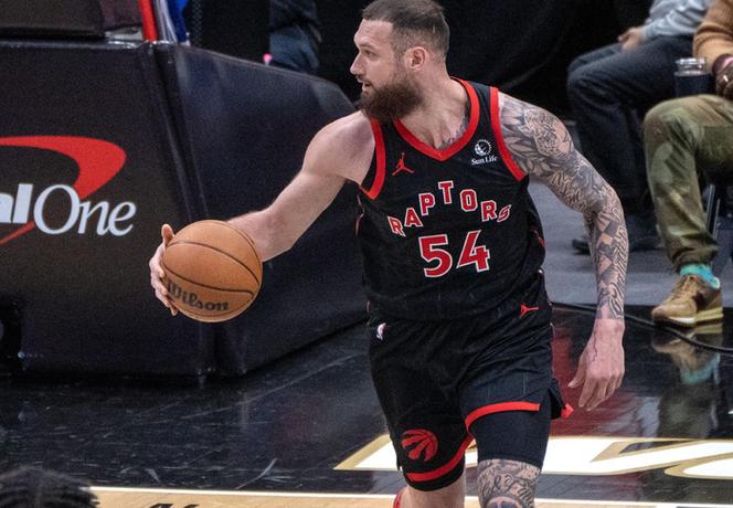 爆了爆了！马穆凯拉什维利13中8砍19分4板3断正负值高达+47