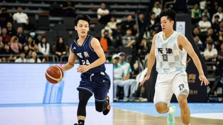 超北京升第3！广东48分狂胜送四川开局32连败徐杰20+4三分