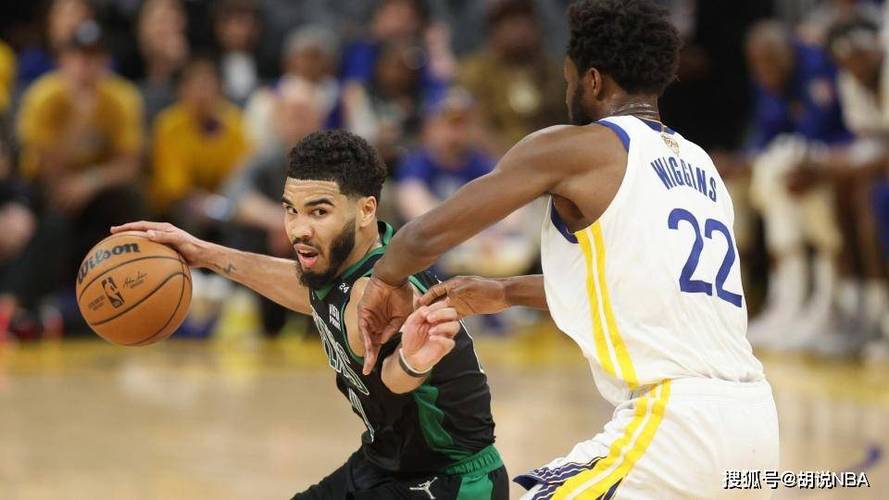 记者：奎塔的缺席让绿军没了守错防的资本布朗整体进攻不够高效