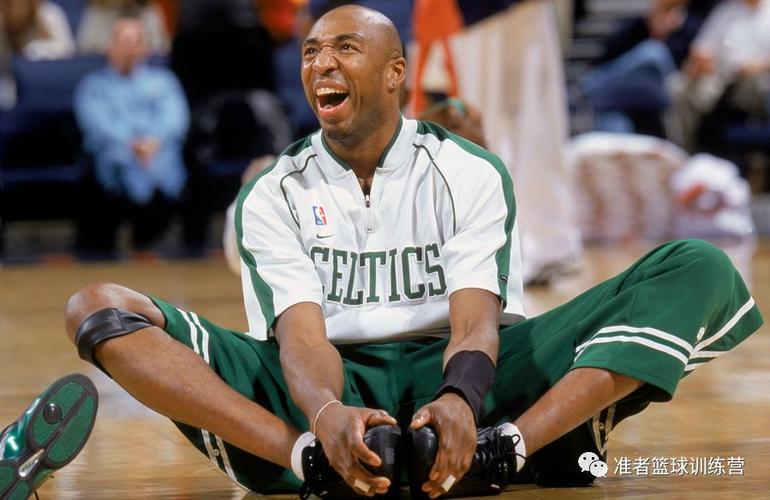 毕包前锋：巴尔韦德这赛季承受了许多，他做出了正确的决定