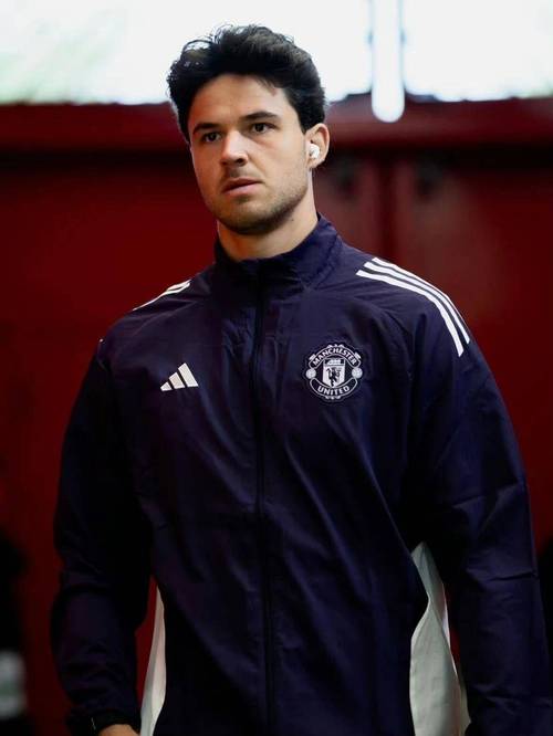 1亿镑大清洗！天空：曼联夏窗预计收获超1亿镑，清洗乌加特等5人