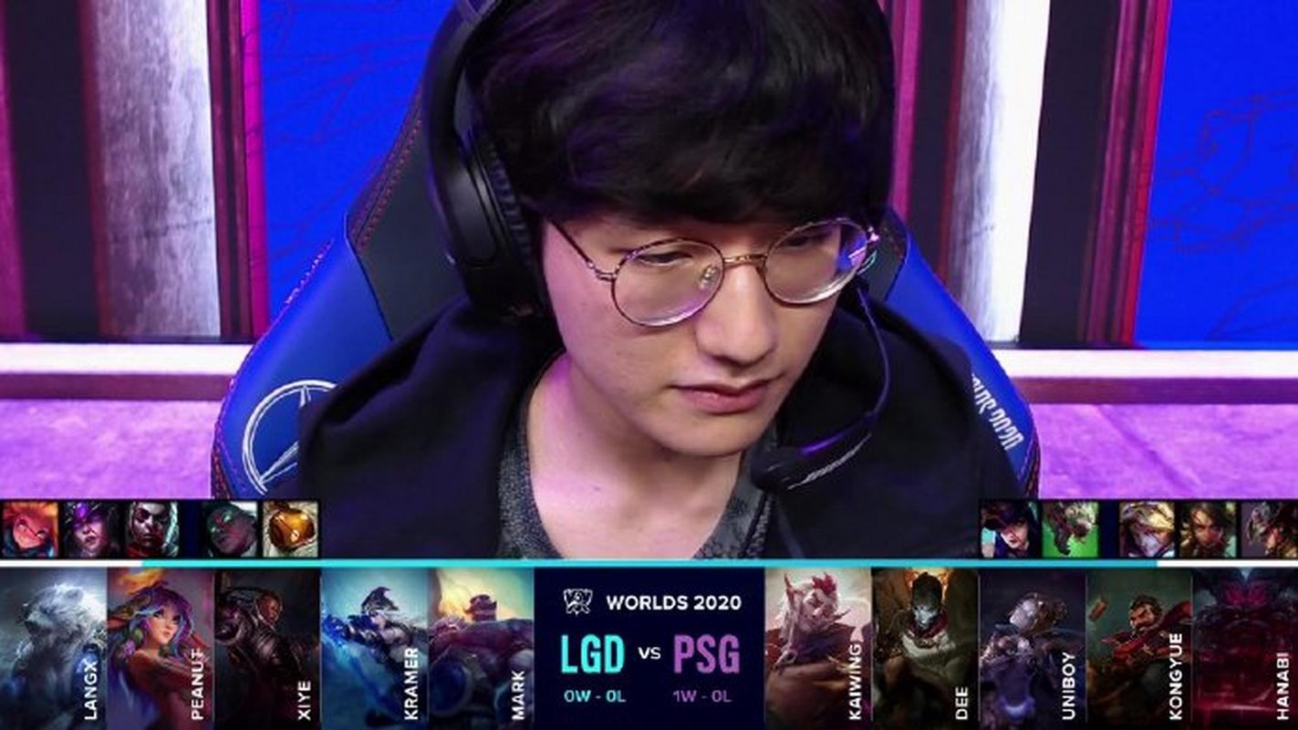 G2愚人节整活：宝正式继承S9冠军奖杯设计师开始重做皮肤吧