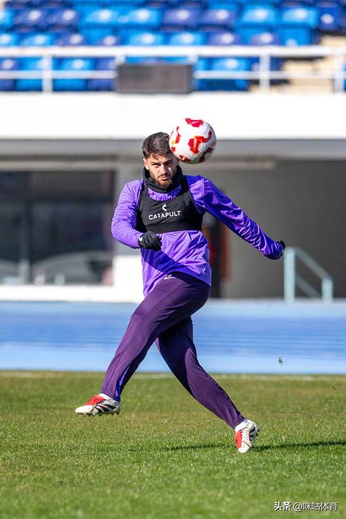 津媒：中超迎4月“魔鬼”赛程，如何应付考验各队主帅执教功力